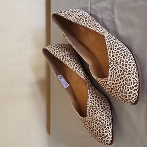 Tom's Jutti Shoes NWOT Size 8.5